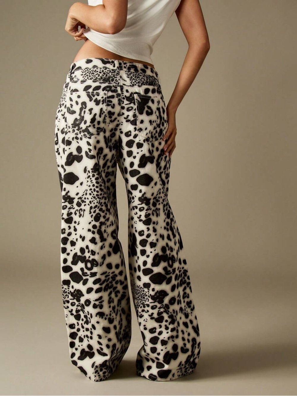 Miss guided Wide Leg Animal Print Pants - Black & White NEW - Picture 2 of 5